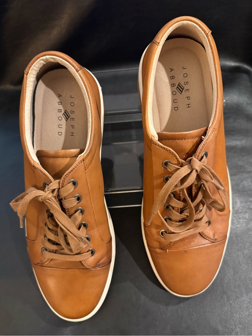 NWOT Joseph Abboud Leather Men’s Size 10-1/2 Cognac Carmel Tan Color Sneakers.